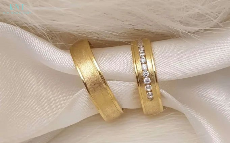 Vàng 10K là lựa chọn thông minh cho nhẫn cưới bền, đẹp, phù hợp ngân sách