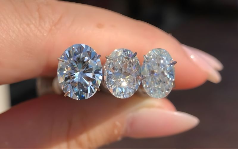 Vệ sinh và bảo quản đá CZ thường xuyên để đá khôi phục lại vẻ đẹp ban đầu