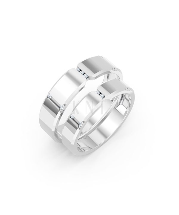 Nhẫn cưới A255 màu vàng trắng White Gold vàng sáng bóng, điểm nhấn đá lấp lánh