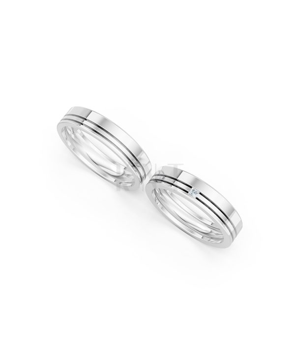 Nhẫn cưới E493 màu vàng trắng White Gold vàng sáng bóng, thiết kế trẻ trung