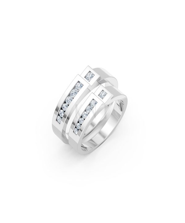 Nhẫn cưới E55 màu vàng trắng White Gold kiểu dáng hiện đại, nổi bật