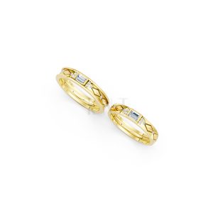 Nhẫn cưới E614 phong cách hiện đại, đá hình chữ nhật độc đáo màu Vàng Gold mặt nhẫn chạm khắc tinh xảo, độc đáo