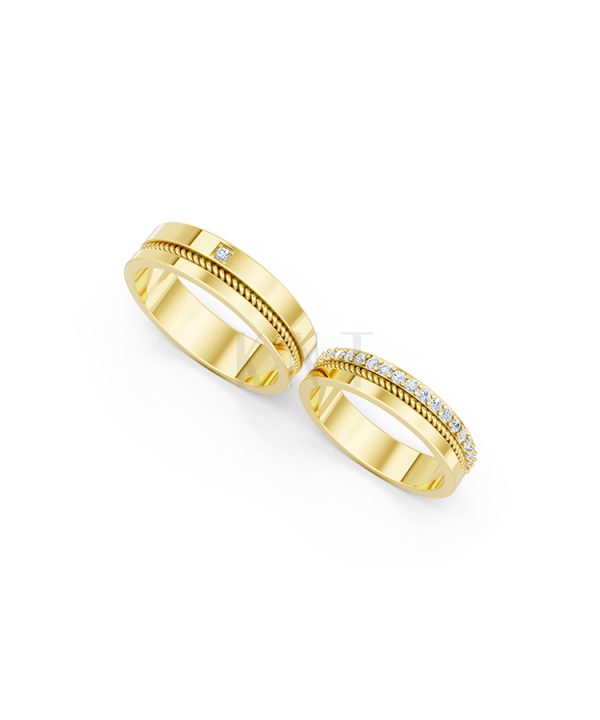 Nhẫn cưới E813 đính đá tinh xảo, thiết kế hiện đại màu Vàng Gold mặt nhẫn chạm khắc tinh xảo, độc đáo