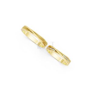 Nhẫn cưới E824 phong cách tinh tế, đá quý lấp lánh màu Vàng Gold đính đá trắng, thiết kế phá cách, sang trọng