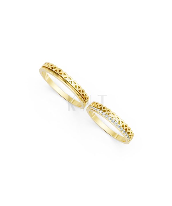 Nhẫn cưới E833 phong cách sang trọng, đường nét độc đáo màu Vàng Gold đính đá trắng, thiết kế phá cách, sang trọng