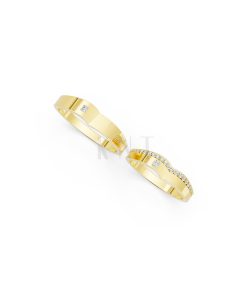 Nhẫn cưới E839 dáng chữ V độc đáo, phong cách hiện đại màu Vàng Gold mặt nhẫn chạm khắc tinh xảo, độc đáo