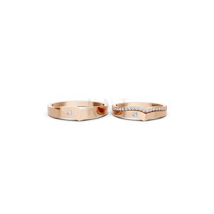 Nhẫn cưới E839 dáng chữ V độc đáo, phong cách hiện đại màu vàng hồng Rose Gold thiết kế đối xứng, phong cách, ấn tượng