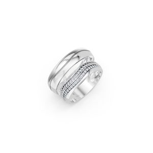 Nhẫn cưới E843 bản nhẫn lớn cá tính, đính đá sang trọng màu vàng trắng White Gold kiểu dáng hiện đại, nổi bật