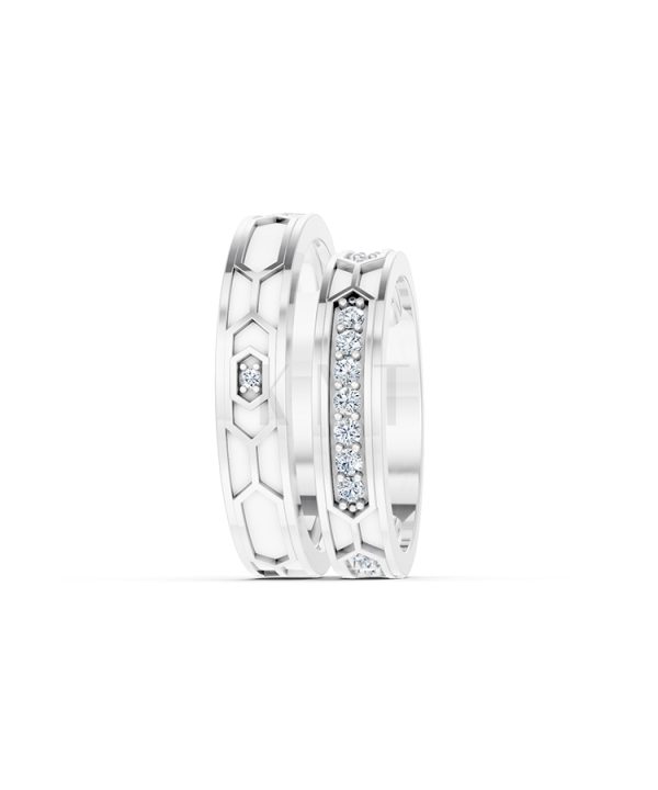 NHẪN CƯỚI COLLAB CERAMIC - E912 màu vàng trắng White Gold vàng sáng, đường nét sắc sảo, tinh tế