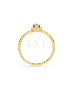 Nhẫn đính hôn R453 nổi bật với mặt nhẫn đính đá chủ hình tim