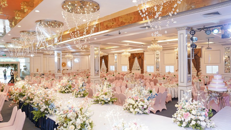 Bạn cần xác định phong cách đám cưới và tông màu chủ đạo