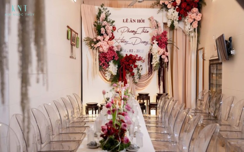 Lễ ăn hỏi là một trong những nghi thức truyền thống của đám cưới Việt