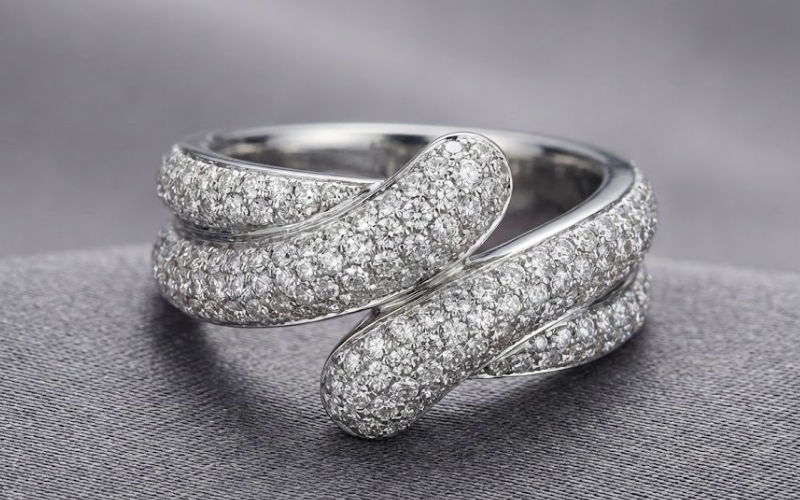 Nhẫn Bypass đính đá tấm (Full Pavé)