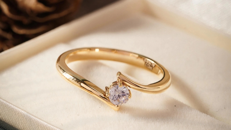 Nhẫn cầu hôn không chỉ là món trang sức mà còn là biểu tượng thiêng liêng