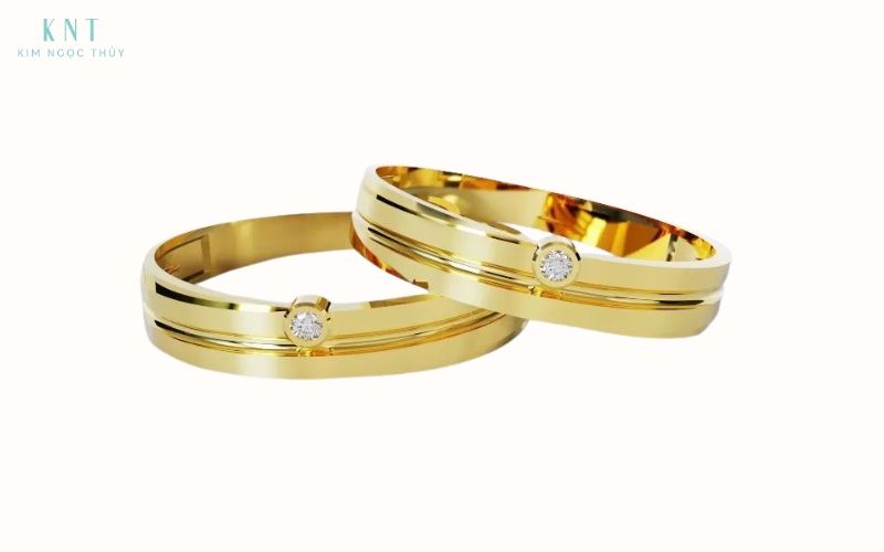 Nhẫn cưới vàng 24K có màu vàng đậm truyền thống không phù hợp để đeo hằng ngày