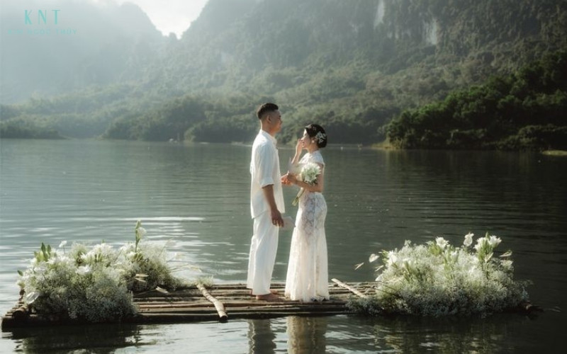 Không gian núi rừng thơ mộng lựa chọn lý tưởng cho phong cách ngoại cảnh tự nhiên đầy cảm xúc