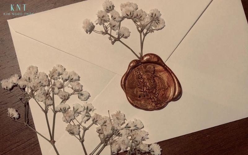 Một lá thư tay chân thành nơi cảm xúc được nói ra trọn vẹn và lưu giữ lâu dài theo năm tháng