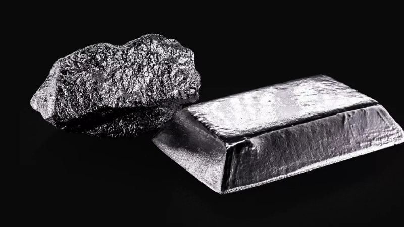 Rhodium (Rh) là kim loại quý hiếm thuộc nhóm bạch kim
