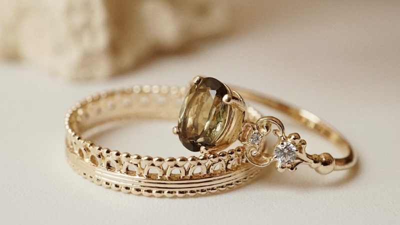 Nhẫn cưới phong cách Gothic phù hợp với các cặp đôi yêu cảm hứng nhà thờ cổ