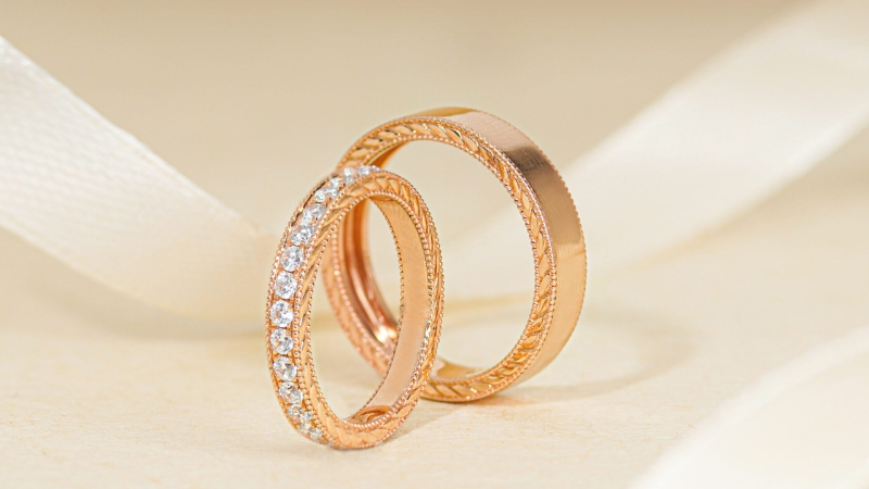 Màu kim loại ảnh hưởng rất nhiều đến cảm giác chiếc nhẫn trên tay