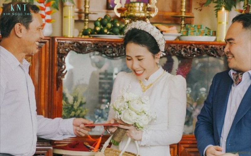 Lễ cưới truyền thống là dịp cha mẹ gửi gắm mong ước về một mái ấm hòa thuận và bền lâu