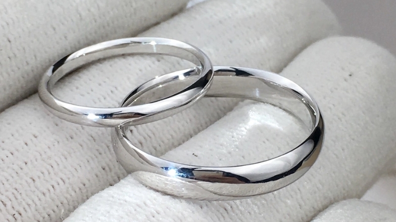 Chất liệu vàng và màu sắc ảnh hưởng rất nhiều đến độ bền khi đeo nhẫn mỗi ngày