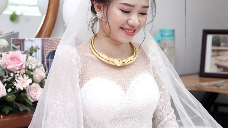 Trước khi đi chọn vàng, hai bạn nên ngồi lại để thống nhất mục tiêu về loại vàng bạn muốn mua