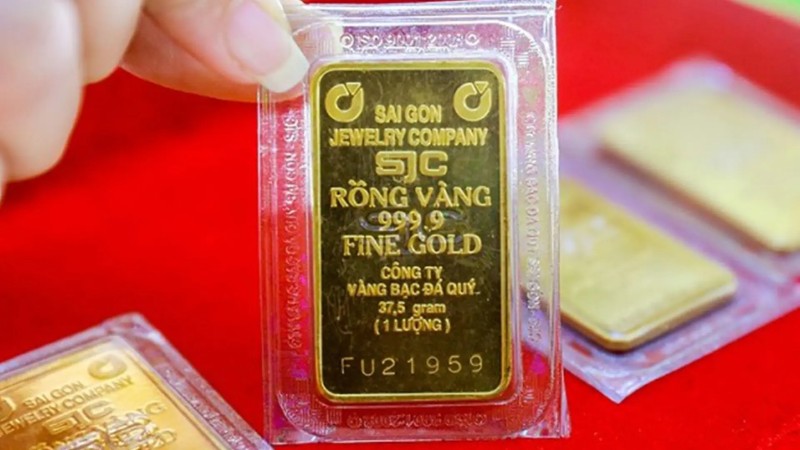 Giá vàng miếng thường cao hơn giá vàng thế giới