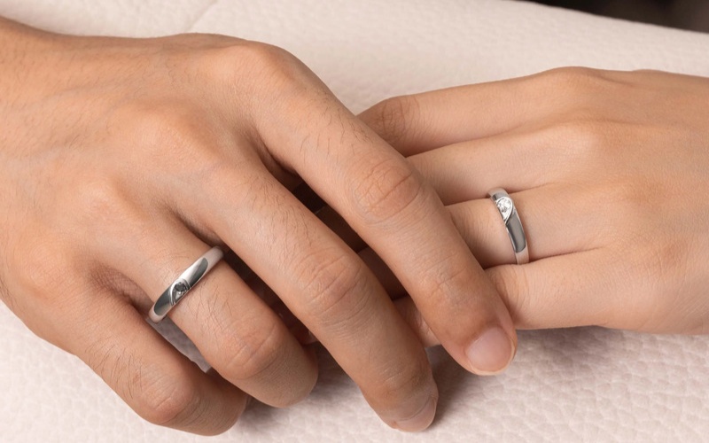 Nếu hai bạn hoặc gia đình coi trọng truyền thống, việc xem ngày có thể giúp an tâm hơn