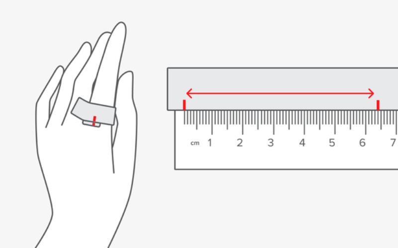 Bạn cần đo size chính xác để chọn nhẫn cưới đúng size