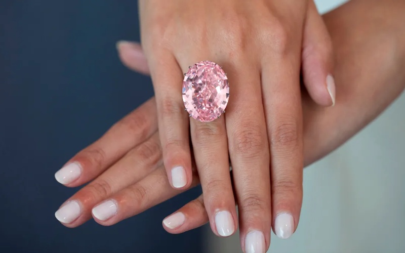 The Pink Star là chiếc nhẫn cưới đắt nhất thế giới