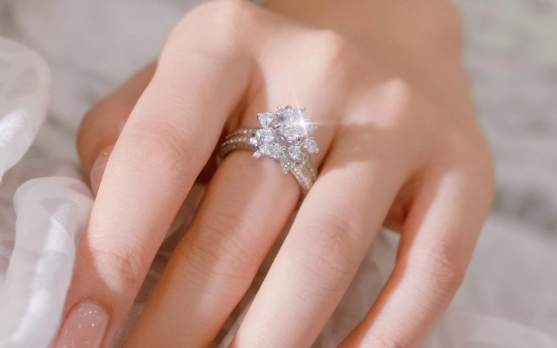 Bạn hãy xác định chiếc nhẫn dành cho nhu cầu đeo hằng ngày, nhẫn cầu hôn hay chỉ dùng trong các dịp đặc biệt
