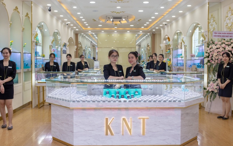 Kim Ngọc Thủy tập trung toàn bộ nguồn lực vào phân khúc nhẫn cưới và nhẫn cầu hôn, đính hôn