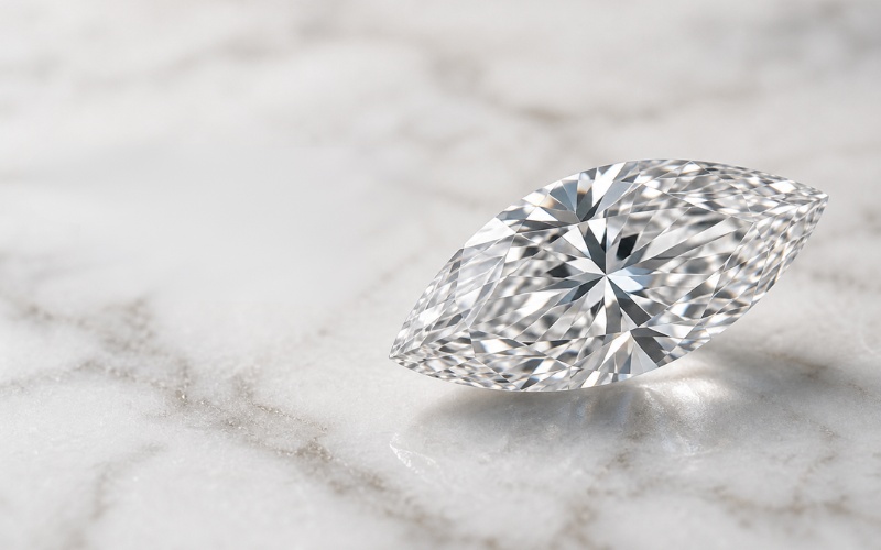 Kim cương giác cắt Marquise hình hạt thóc