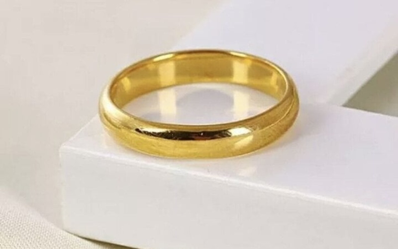 Nhẫn vàng trơn 18K 1 chỉ