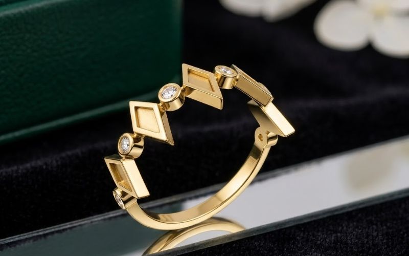 Nhẫn nữ Euro Style RNN84 mang ngôn ngữ thiết kế hình học